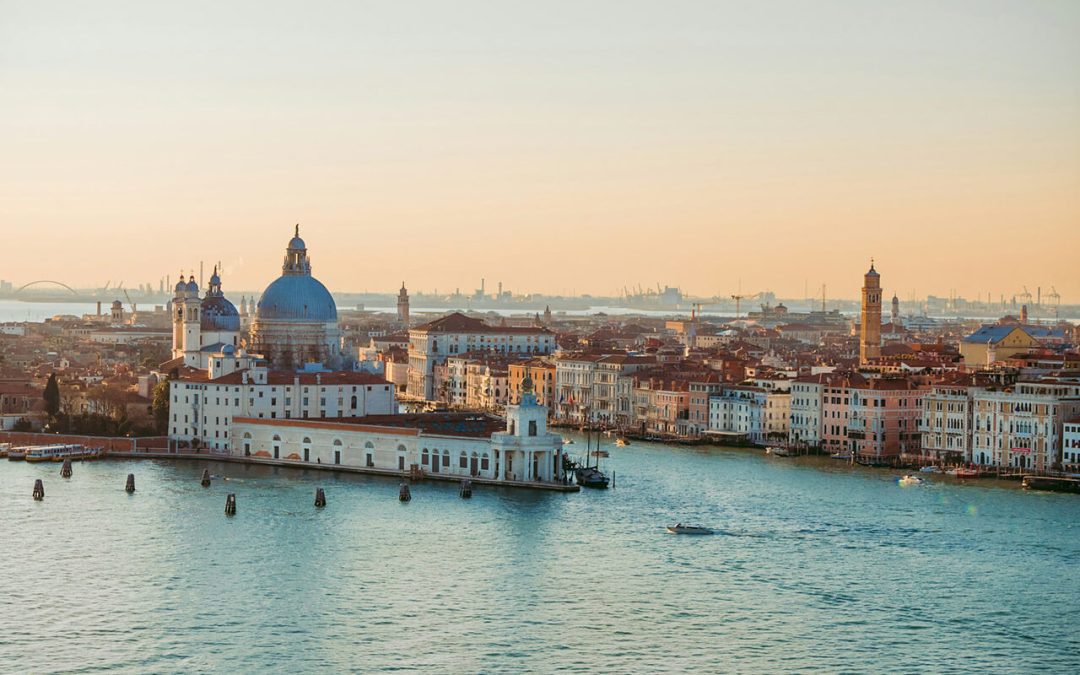 Seasons in Italian and the Traditions of the Year: A Journey through the Months and Celebrations